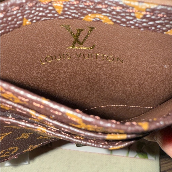 Fashion designer Brown classic Monogram Card Holder/Money Holder - Picture 8 of 8